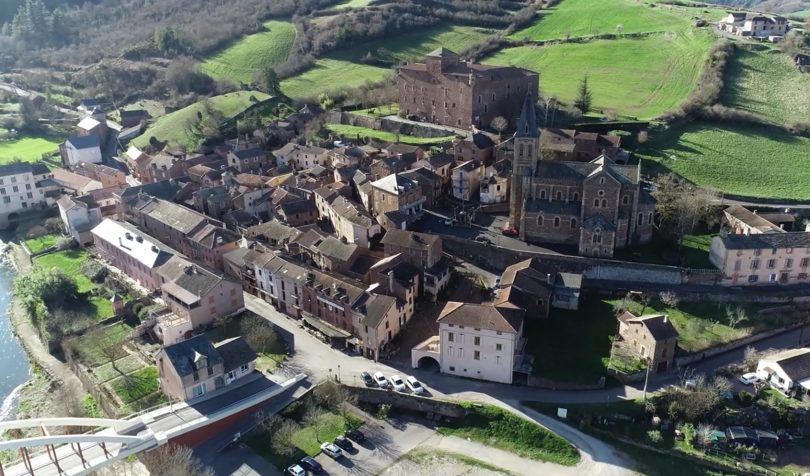 Village de Saint Izaire